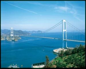 下蒲刈島から望む安芸灘大橋