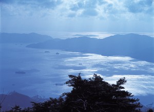 野呂山から望む多島美